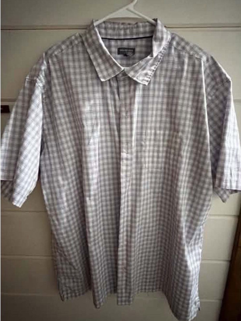 Men's Short Sleeve Checked Button-Up Shirt - Light Gray/White Van Heusen 2X